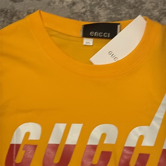 Men’s Gucci tee shirt - Picture 2 of 4